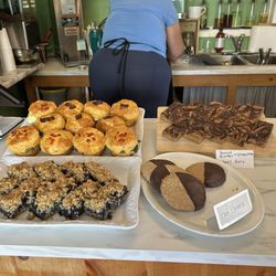 The Hungry Traveler Cafe - Beautiful baked good