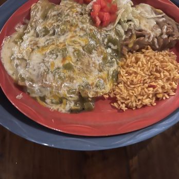 Casa Blanca - Stuffed Sopa - Mexican Near Me - Ruidoso, New Mexico