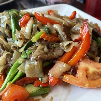 Pho VT - 6/24/22: Pad Kee Mao - Vietnamese Near Me - Los Angeles, California