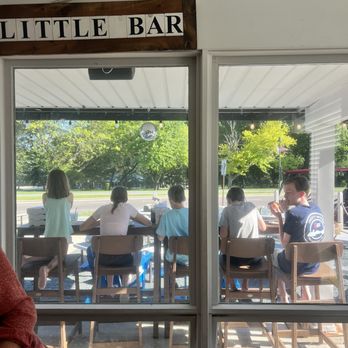 Little Bar - Outdoor Seating - Pizza Near Me - Fontana, Wisconsin Little Bar - Outdoor Seating - Pizza Near Me - Fontana, Wisconsin