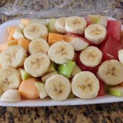 Jugos Frutas y Verduras de la Calle 24 por 21 - Una rica ensalada de frutas