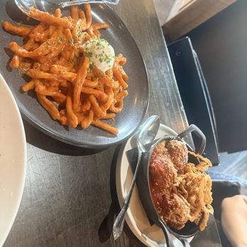 Passero - Fusilli pasta w ricotta & meatballs with polenta - Italian Near Me - Arlington Heights, Illinois