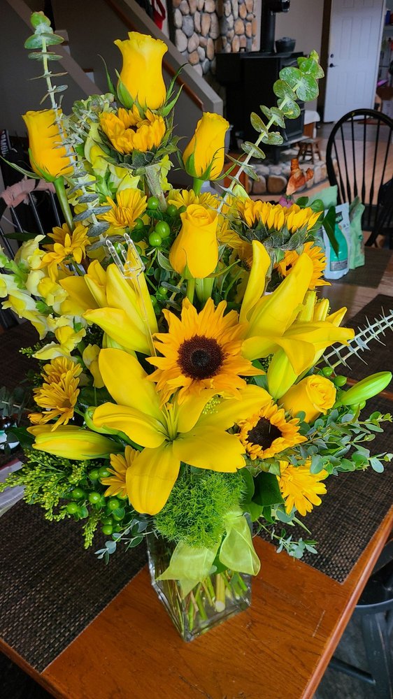 ME NOT FLORIST 15 Photos 159 E Adamsdale Rd, Orwigsburg, PA