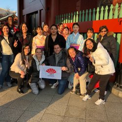 Stunning Tours - A good date in Japan!