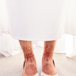 Henna By Dixita - Bridal henna feet