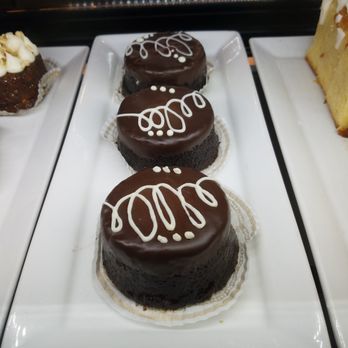 LB Bakery - Homemade ding dongs - Cafes Near Me - Baltimore, Maryland