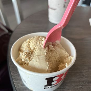 Baskin-Robbins - Jamoca ice cream - Ice Cream & Frozen Yogurt Near Me - Toluca Lake, California