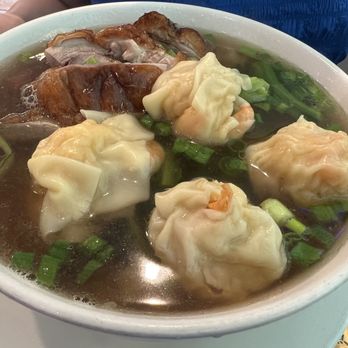 Best BBQ - Flat Noodles with Won Tons & Roasted Duck - Barbeque Near Me - Chamblee, Georgia