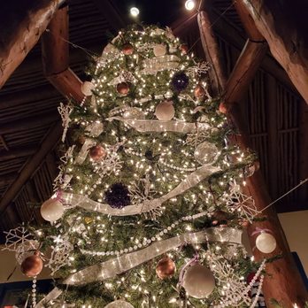 Adobe Bar - Christmas tree in center of Adobe Bar - Bars Near Me - Taos, New Mexico