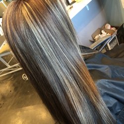 Blown Away Salon - Hilights and lowlights