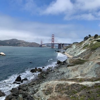 Batteries to Bluffs Trail - Hiking Near Me - San Francisco, California