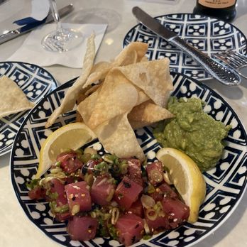 FYC Bar + Kitchen - American Near Me - Burbank, California FYC Bar + Kitchen - American Near Me - Burbank, California