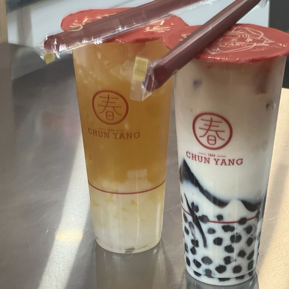 Chun Yang Tea - San Gabriel - Grapefruit Green with lychee jelly and Traditional Oolong Milk Tea added boba/grass jelly. - Tea Rooms Near Me - San Gabriel, California Chun Yang Tea - San Gabriel - Grapefruit Green with lychee jelly and Traditional Oolong Milk Tea added boba/grass jelly. - Tea Rooms Near Me - San Gabriel, California