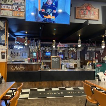 Tisdale Hotel & Bar - the bar area - Bars Near Me - Tisdale, Saskatchewan