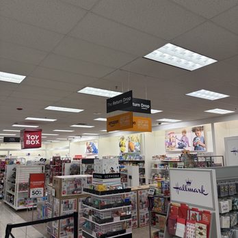 Kohl's - Department Stores Near Me - STATEN ISLAND, New York