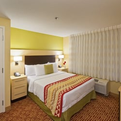 TownePlace Suites by Marriott Bethlehem Easton - One Bedroom Suite with Separate Beroom