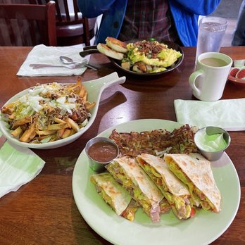 Skillets Cafe - Quesadilla county skillet chili cheese fries - Breakfast & Brunch Near Me - Windsor, California