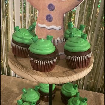 NaVis Bakery - Bakeries Near Me - Rosemead, California