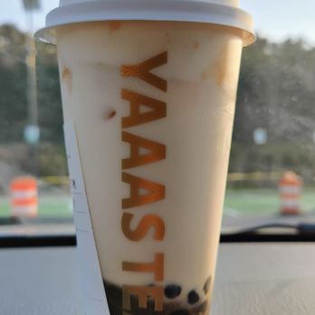 Yaaas Tea-New Hyde Park - Brown Sugar Milk Tea with Boba before mixing - Bubble Tea Near Me - New Hyde Park, New York Yaaas Tea-New Hyde Park - Brown Sugar Milk Tea with Boba before mixing - Bubble Tea Near Me - New Hyde Park, New York