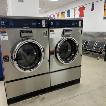 Mega Lavanderia - HUGE 8 load machines! - Laundromat Near Me - Sanger, California Mega Lavanderia - HUGE 8 load machines! - Laundromat Near Me - Sanger, California