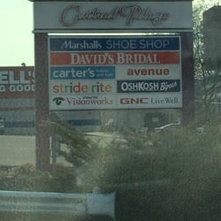 Central Plaza Shopping Center