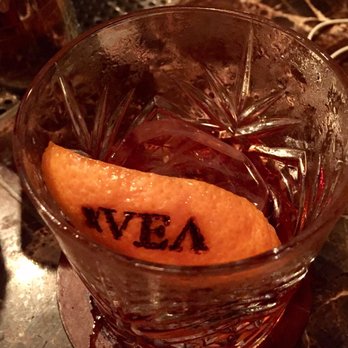 Vea Restaurant & Lounge - Cocktail Bars Near Me - Hong Kong, HK