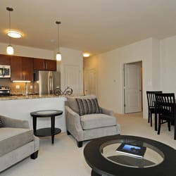 Portwalk Place - Spacious 1 Bedroom Apartment