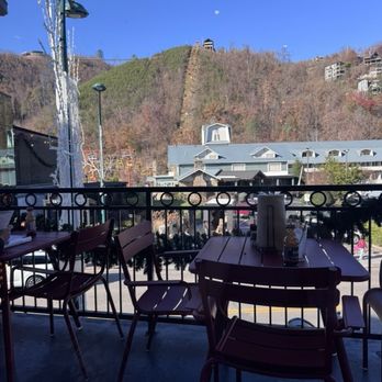Myron Mixon - Gatlinburg Sky Park directly across the road - Barbeque Near Me - Gatlinburg, Tennessee Myron Mixon - Gatlinburg Sky Park directly across the road - Barbeque Near Me - Gatlinburg, Tennessee