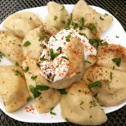 Zarewna - Vegetarische Vareniki, gefüllt mit Kartoffeln