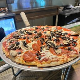 Pizza was on point and half price!! Pizza was on point and half price!!