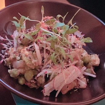 ROOP Chicago Innovative Indian Restaurant & Cocktail Bar - Avocado Bhel Plate - Indian Near Me - Chicago, Illinois