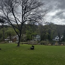 Roslyn Pond Park