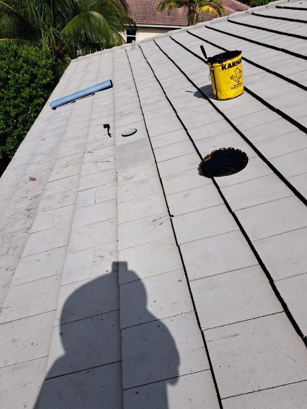 Slide of Valle Roofing Repairs