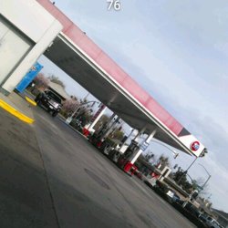 76 - 76- Check in pic