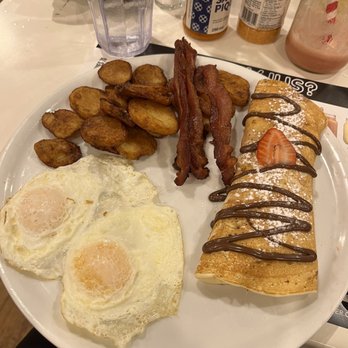 L'Oeufrier - Breakfast & Brunch Near Me - Montreal, Quebec