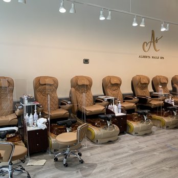 Alberta Nails Spa - Nail Salons Near Me - Portland, Oregon