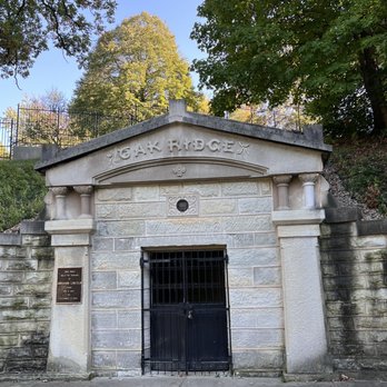 Oak Ridge Cemetery - The original Tomb of Abraham Lincoln - Funeral Services & Cemeteries Near Me - Springfield, Illinois