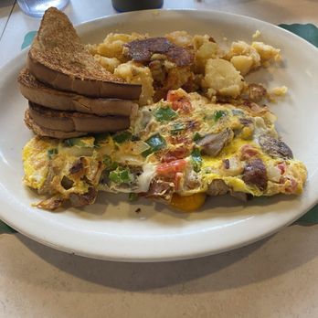 Selena's Diner - Omelette - Diners Near Me - Haines Falls, New York Selena's Diner - Omelette - Diners Near Me - Haines Falls, New York