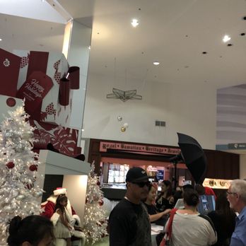 Pearlridge Center - Shopping Centers Near Me - Aiea, Hawaii Pearlridge Center - Shopping Centers Near Me - Aiea, Hawaii