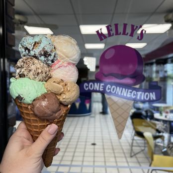Kelly's Cone Connection - Ice Cream & Frozen Yogurt Near Me - Hamden, Connecticut