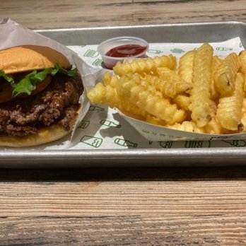 Shake Shack Winter Park - Double Patty Hamburger with French Fries - Burgers Near Me - Winter Park, Florida Shake Shack Winter Park - Double Patty Hamburger with French Fries - Burgers Near Me - Winter Park, Florida