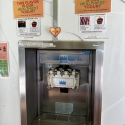 Yo Love Frozen Yogurt