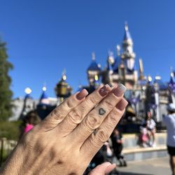 Anna's Nails