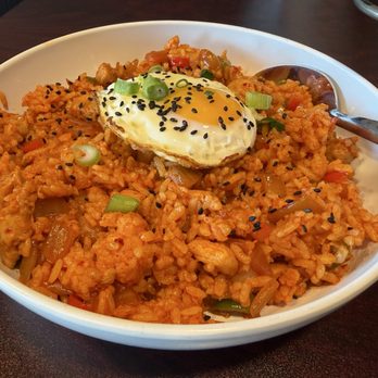 bb.q Chicken Palm Desert - Kimchi Fried Rice - Chicken Shop Near Me - Palm Desert, California bb.q Chicken Palm Desert - Kimchi Fried Rice - Chicken Shop Near Me - Palm Desert, California