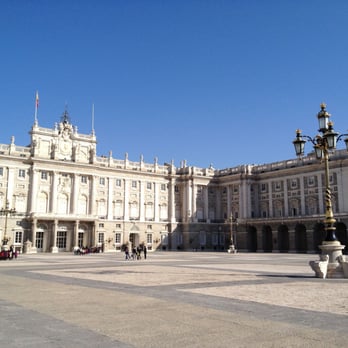 Palacio Real de Madrid - The courtyard, facing the palace - Landmarks & Historical Buildings Near Me - Madrid, M Palacio Real de Madrid - The courtyard, facing the palace - Landmarks & Historical Buildings Near Me - Madrid, M
