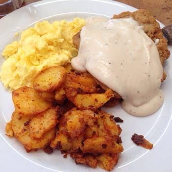 Momo's Cafe - Chicken fried steak special - American Near Me - Vallejo, California
