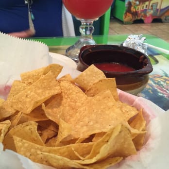 El Toro - Free chips and salsa, hot and delicious!  And excellent lime/strawberry margarita! - Mexican Near Me - Wahpeton, North Dakota