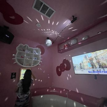 Pure Karaoke - Hello kitty room - Karaoke Near Me - Milpitas, California Pure Karaoke - Hello kitty room - Karaoke Near Me - Milpitas, California