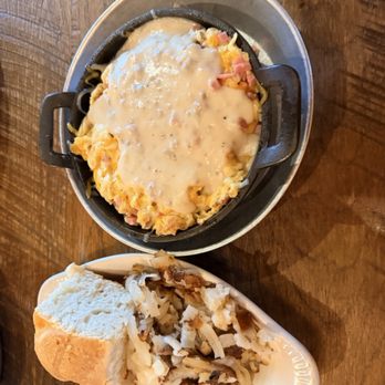 Five Oaks Farm Kitchen - Pig suey - Breakfast & Brunch Near Me - Sevierville, Tennessee