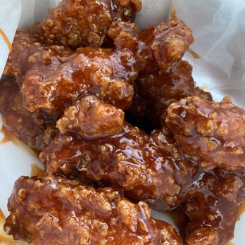 bb.q Chicken - Secret sauce wings. SOOO GOOD. - Korean Near Me - Richmond Hill, Ontario bb.q Chicken - Secret sauce wings. SOOO GOOD. - Korean Near Me - Richmond Hill, Ontario